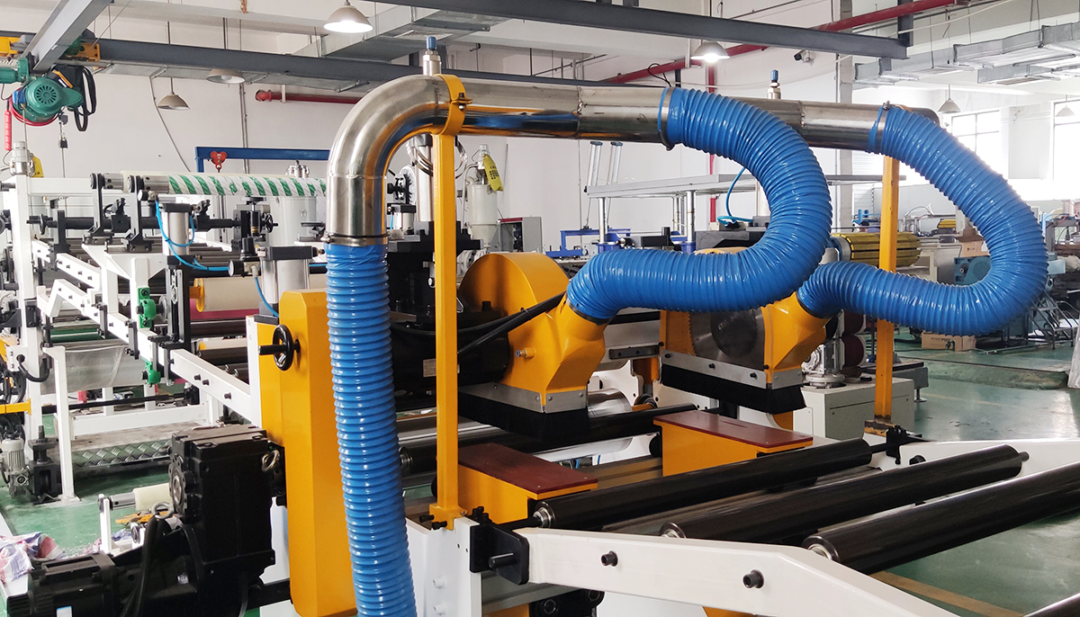 南京首塑公司引進新設備 南京首塑公司引進新設備